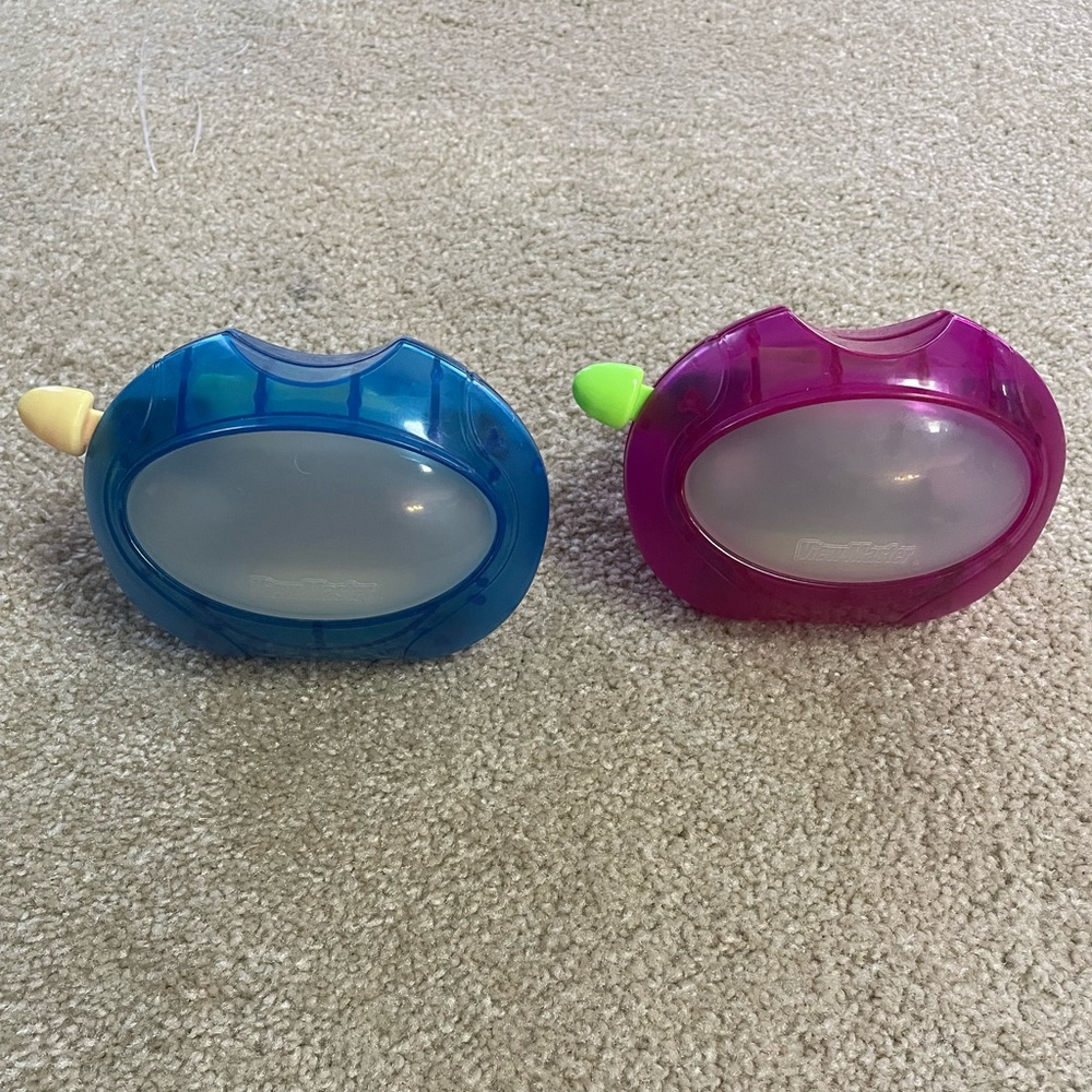 Vintage View Masters 1998 - Pink and Blue